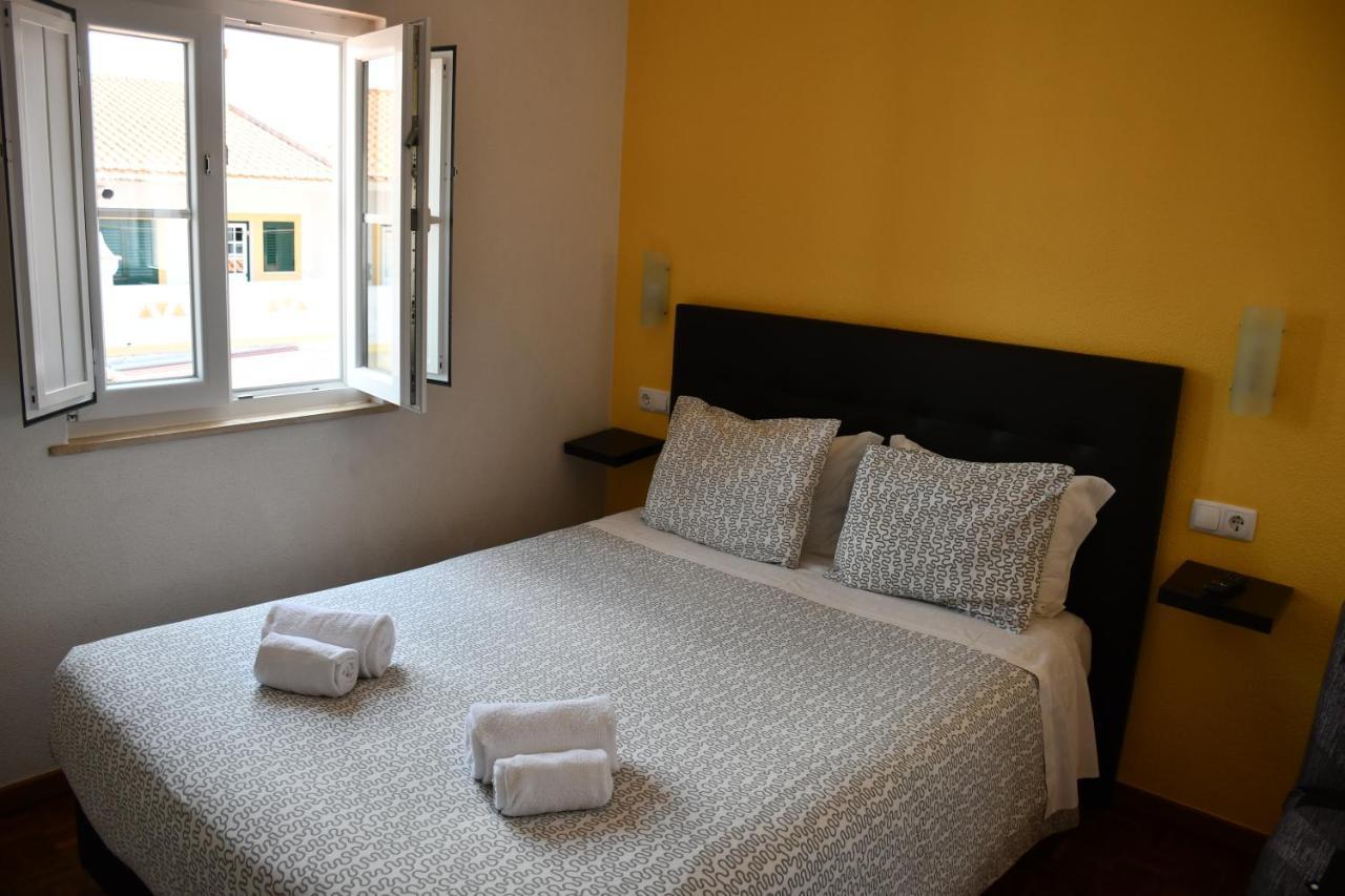 Alojamentos Vitinho - Vila Nova Milfontes Вила-Нова-де-Мильфонт Экстерьер фото